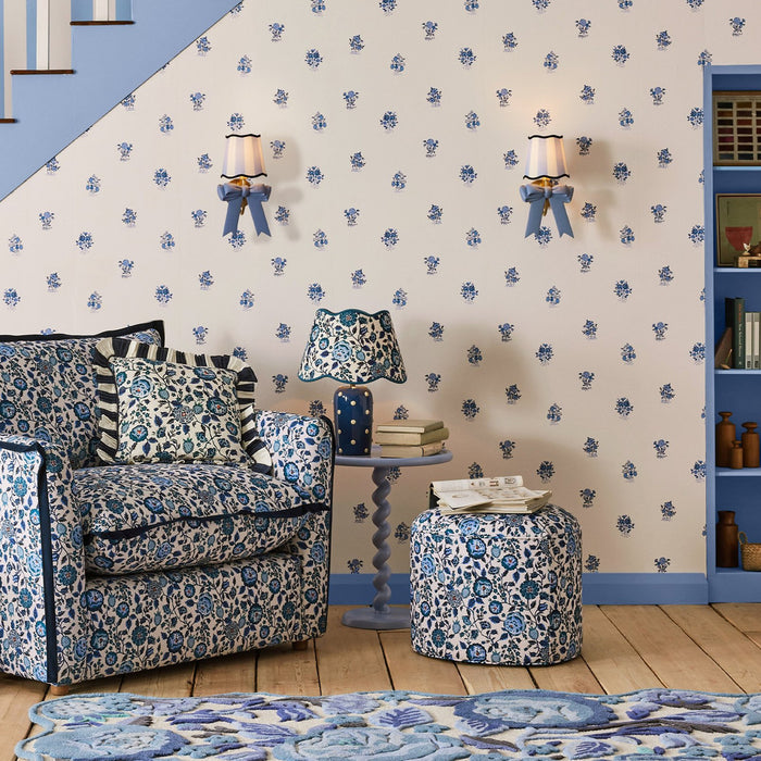 Cath Kidston Wallpaper - Kingdom Posey - Blue