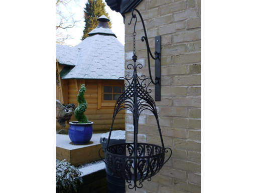 Outdoor Garden Planters, Black Metal, Round, Large Hanging Basket