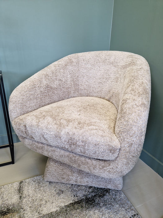 Cream Boucle Swivel Accent Chair