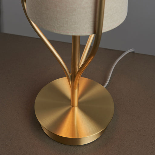 Fraser Lamp in Table