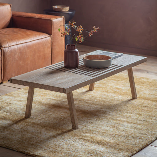 Modern Oak Coffee Table – Minimalist Design & Natural Ash Finish  