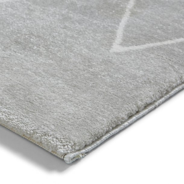 Elegant Grey Geometric Diamond Pattern Rug – Minimalist Design, Soft High-Pile Texture – Multiple Sizes