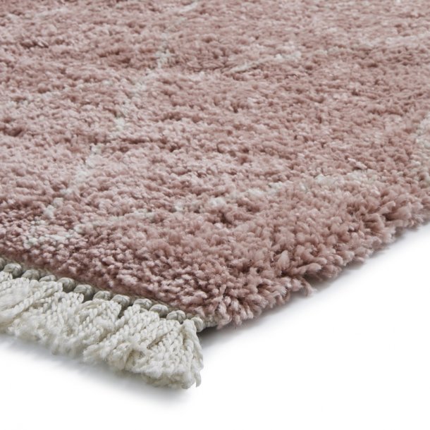 Elegant Rose Shaggy Area Rug with Tassel Detailing – Soft Blush Tones – Multiple Sizes