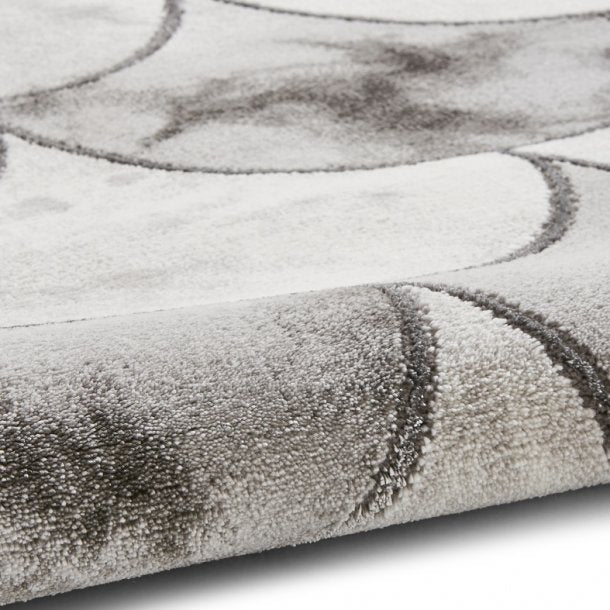 Elegant Grey & Silver Scallop Pattern Rug – Soft Polypropylene & Polyester – Multiple Sizes