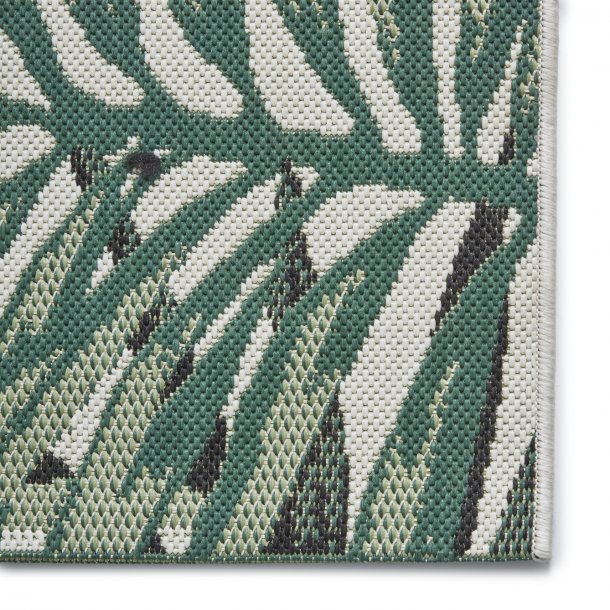 Stunning Light Beige & Green Tropical Leaf Outdoor Rug – Durable Polypropylene & Polyester – Multiple Sizes