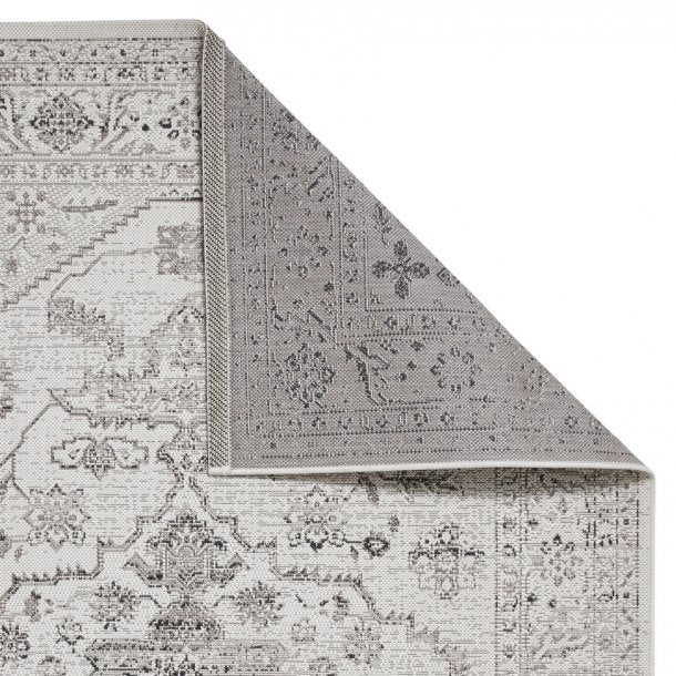 Elegant Ivory & Black Floral Outdoor Rug – Durable Polypropylene & Polyester – Multiple Sizes