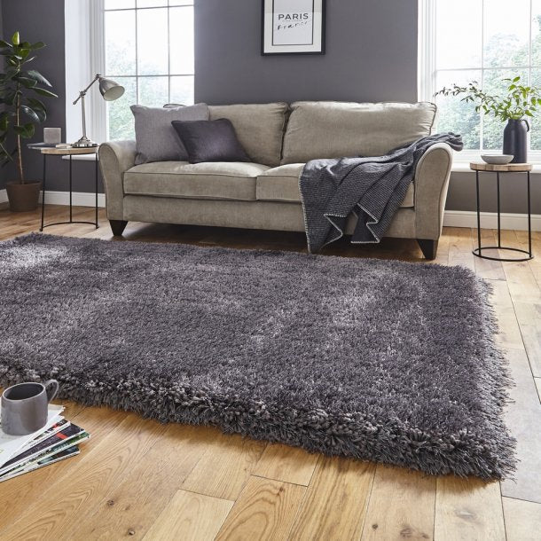 Plush Dark Grey Shaggy Rug – Luxurious High-Pile in Deep Charcoal Tone – Multiple Sizes