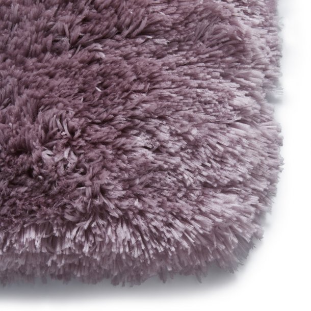 Regal Lilac Living Room Rug