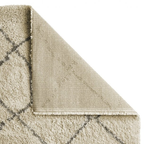 Plush Cream & Grey Diamond Shaggy Rug – Cozy Modern Design – Multiple Sizes