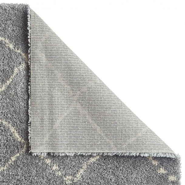 Modern Grey & Cream Shaggy Area Rug with Diamond Pattern – Multiple Sizes