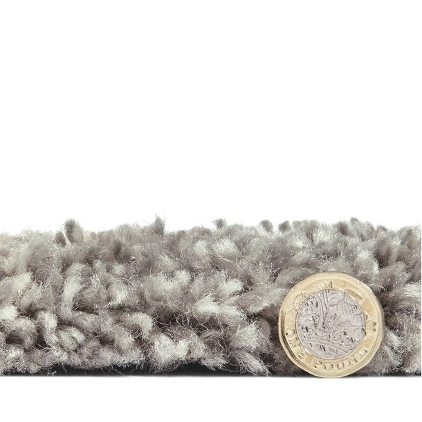 Modern Grey & Cream Shaggy Area Rug with Diamond Pattern – Multiple Sizes