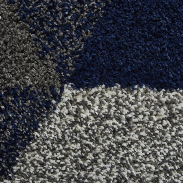 Modern Grey & Navy Triangular Geometric Shaggy Rug – Soft Polypropylene Blend – Multiple Sizes