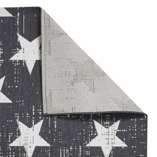 Bold Black & White Star Pattern Indoor-Outdoor Rug – Weather-Resistant Stylish Design – Multiple Sizes