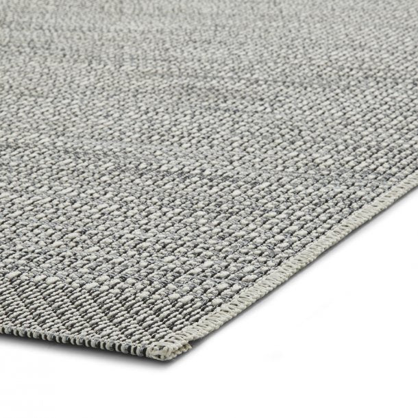 Outdoor Silver & Black Woven Patio Rug - Modern Weather-Resistant Design - Multiple Sizes