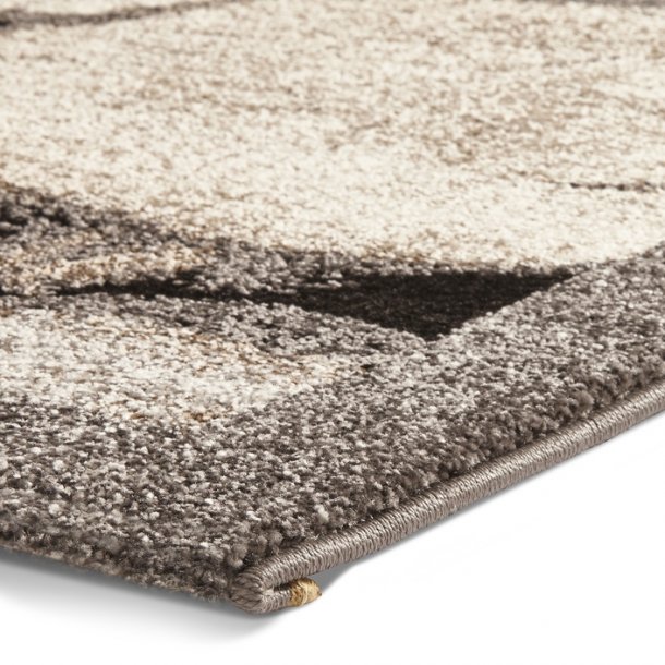 Rustic Cream & Grey Tree Log Pattern Rug – Soft Polypropylene Blend – Multiple Sizes