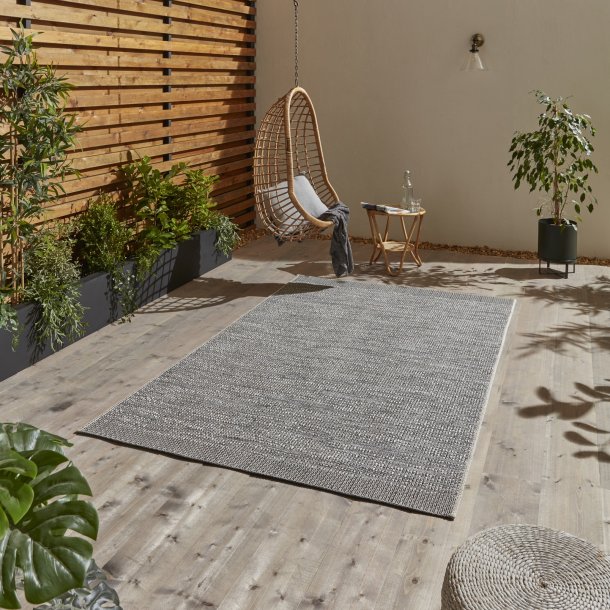 Outdoor Grey & Black Woven Patio Rug  Modern Design  WeatherResistant  Multiple Sizes