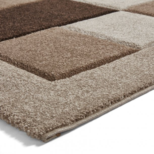 Elegant Beige & Brown Checkered Block Pattern Rug – Soft Polypropylene Blend – Multiple Sizes