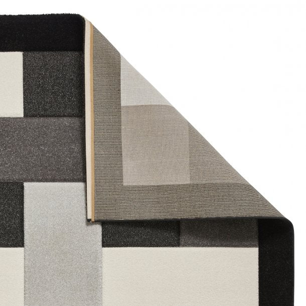 Classic Black & Grey Checkered Block Pattern Rug – Soft Polypropylene Blend – Multiple Sizes