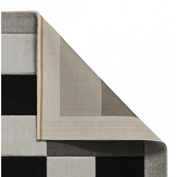 Modern Grey Checkered Area Rug – Geometric Design with Plush Texture – Multiple Sizes