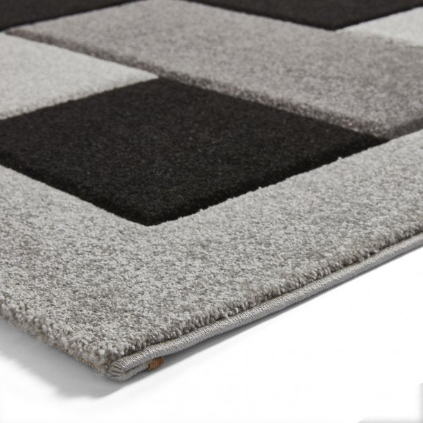 Modern Grey Checkered Area Rug – Geometric Design with Plush Texture – Multiple Sizes