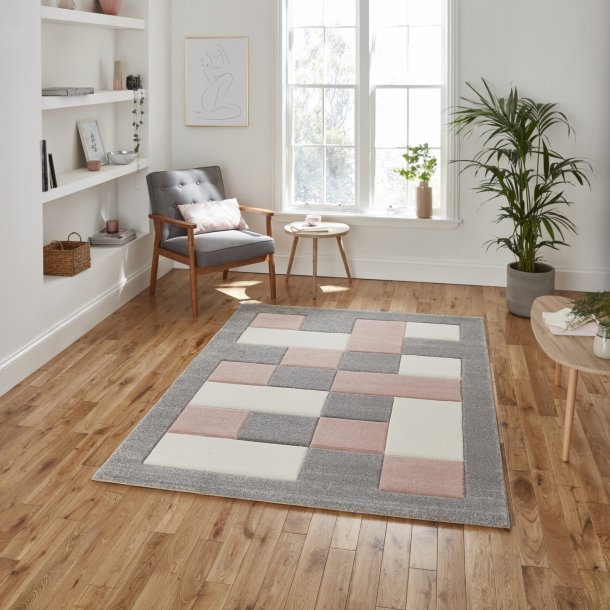 Elegant Grey & Rose Checkered Block Pattern Rug – Soft Polypropylene Blend – Multiple Sizes