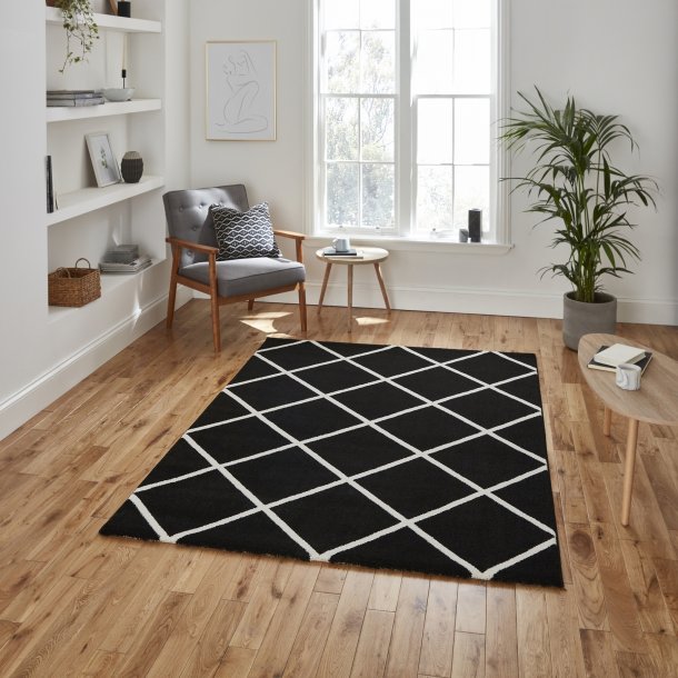 Bold Black & White Diamond Lattice Area Rug – Modern Minimalist Design – Multiple Sizes