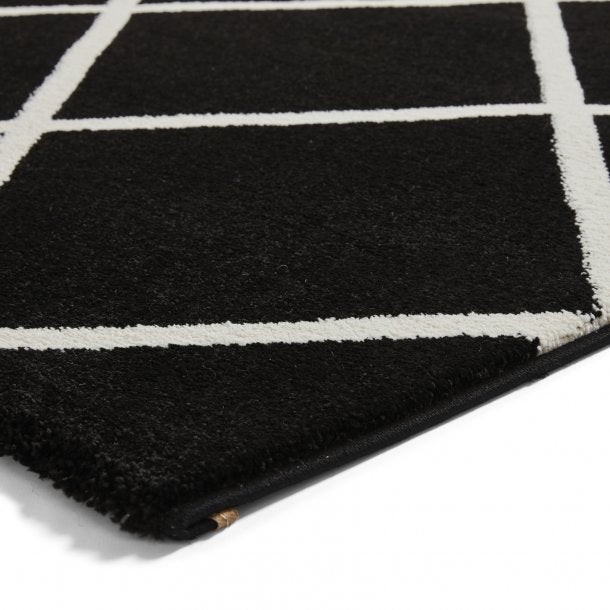 Jersey Black & White Geometric Living Room Rug