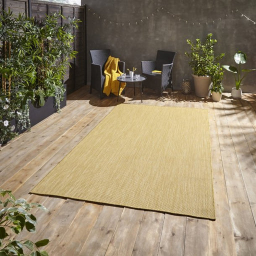 Vibrant Yellow Outdoor & Indoor Flatweave Rug – Modern Design – Multiple Sizes