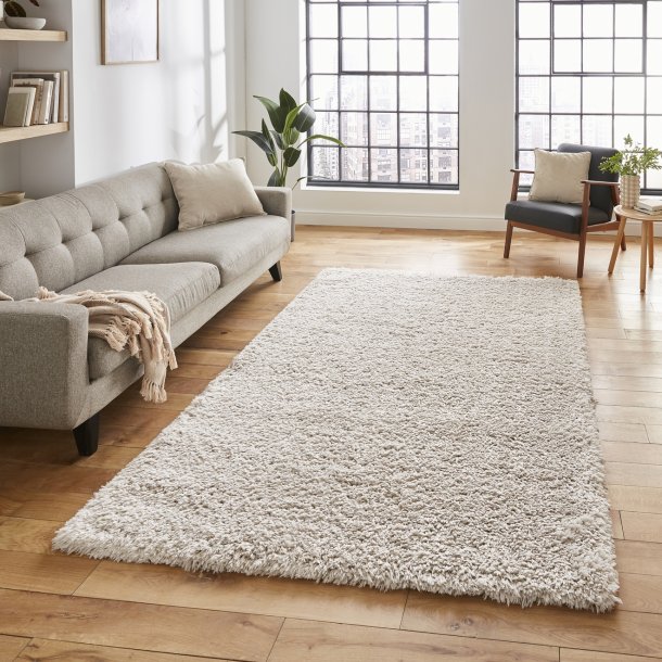  Luxurious Ivory Shaggy Area Rug – Ultra-Soft Pile – Multiple Sizes Available