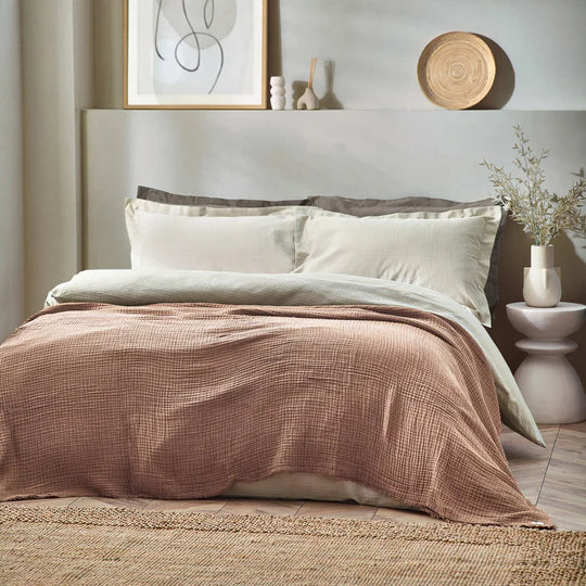 Lark Oversized Throw, Plain, Pink Clay, Muslin Cotton