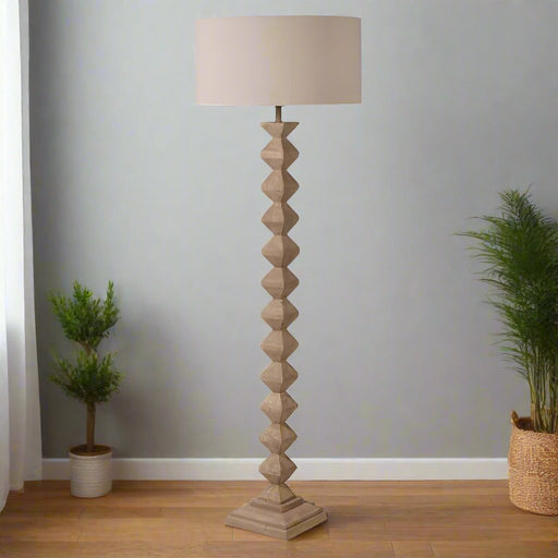 Rustic Fir Wood Floor Lamp – Geometric Base & Linen Shade - Decor interiors