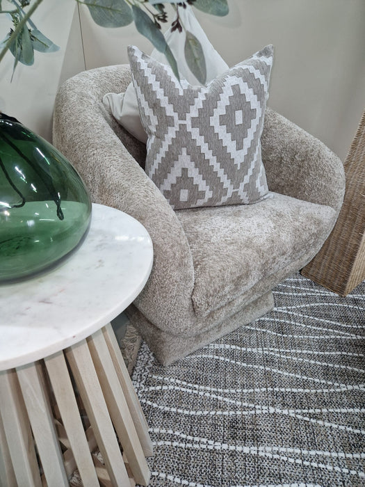 Cream Boucle Swivel Accent Chair