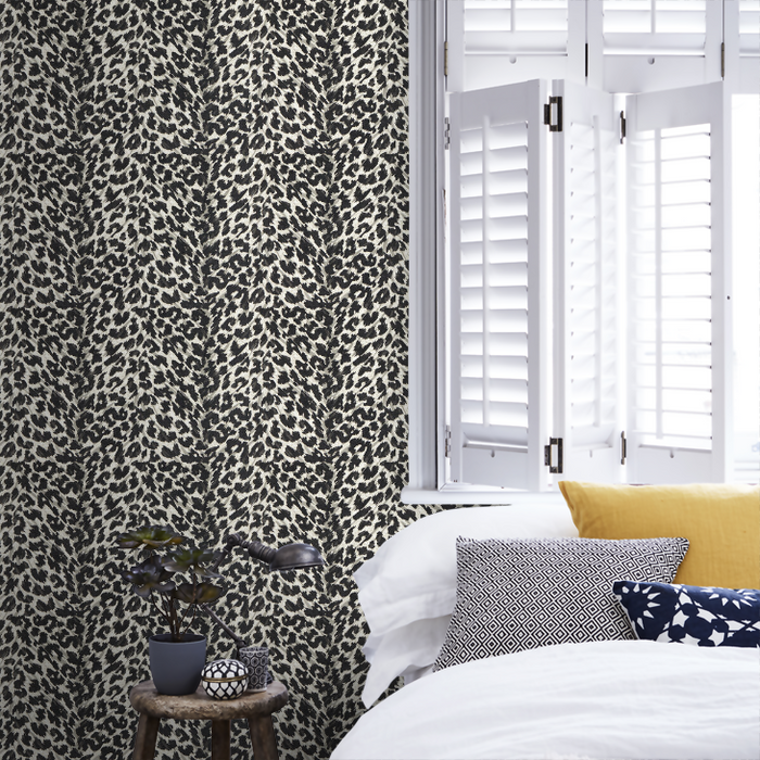 Clarke & Clarke X Breegan Jane Wallpaper Collection - Pokot - Noir