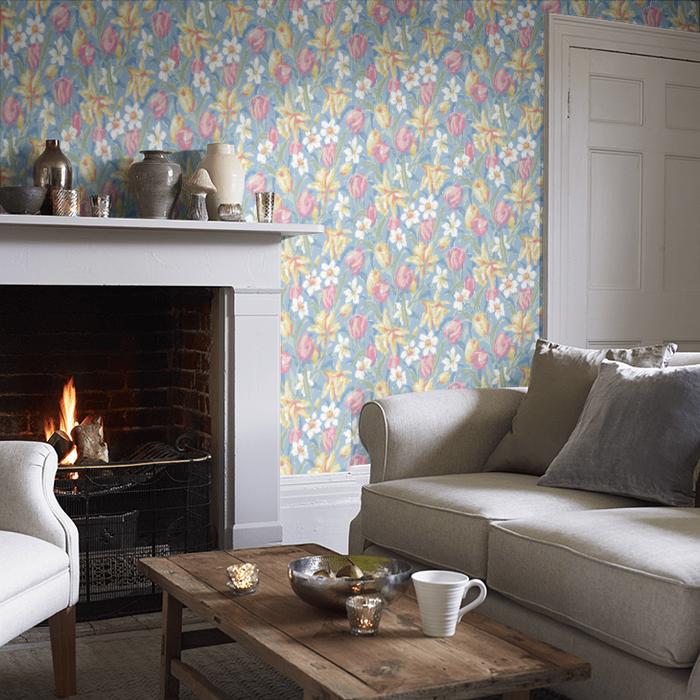 Laura Ashley Wallpaper - Tulips