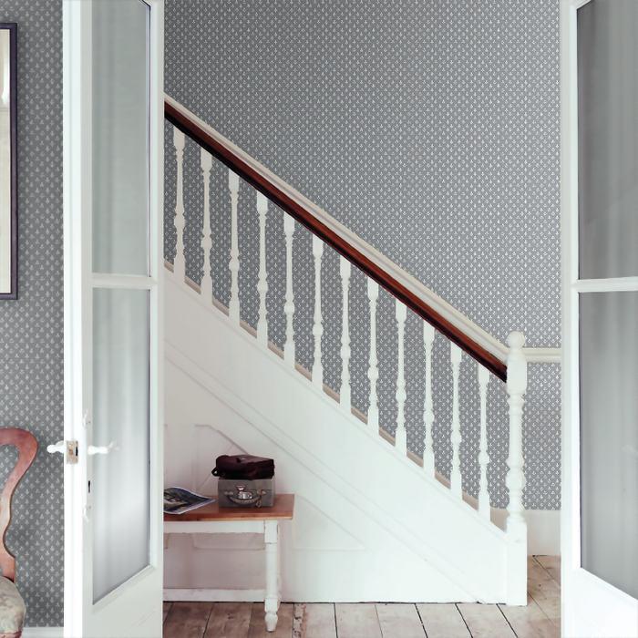 Laura Ashley Wallpaper - Trefoil