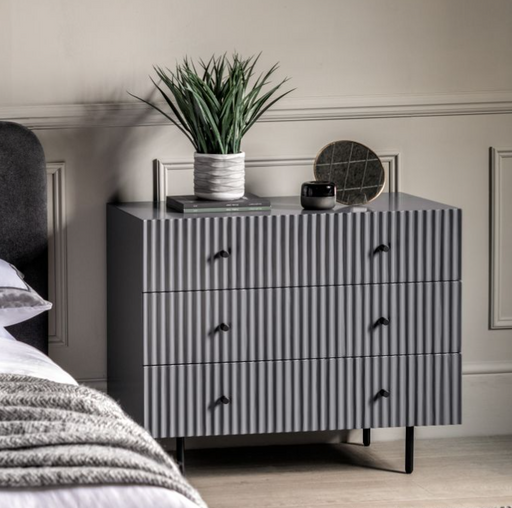 Buckhurst Grey Scalloped Chest of Drawers