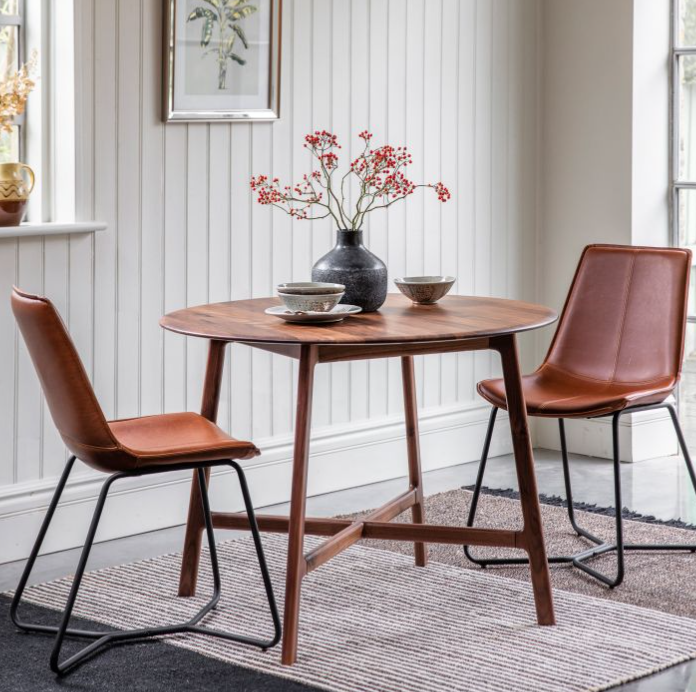 Naples Dining Table, Solid Walnut, Round