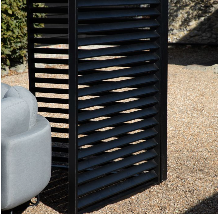 Messina Pergola Louvre Screen Large Black