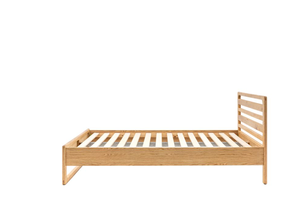 Natural Oak Kingsize Bedstead  ( Due Back In 02/01/2025 )