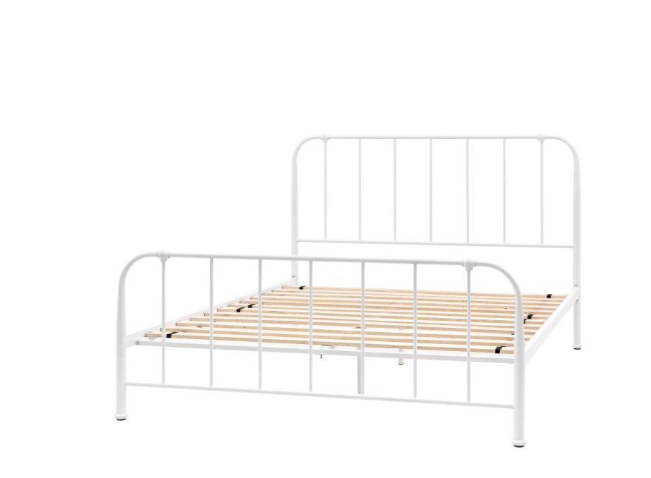 Traditional White Ironwork King Size Bedstead ( Due Back In  06/12/2024 )