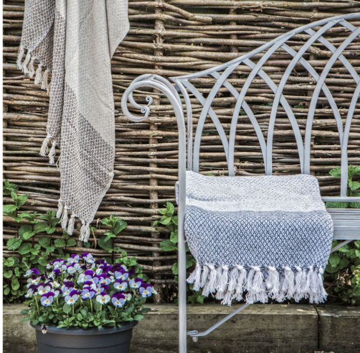 Donnington Outdoor Metal Bench, Distressed Grey ( Due Back In 28/01/25 )