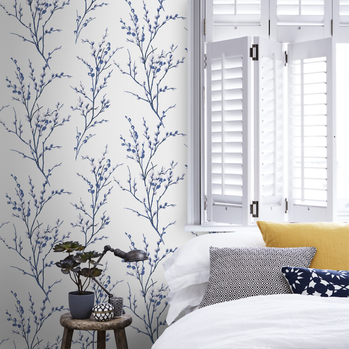 Laura Ashley Pussy Willow Wallpaper - Off White/Midnight